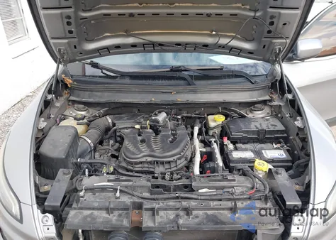 2015 Jeep Cherokee Latitude из США, поврежденный, VIN 1C4PJLCS6FW506528